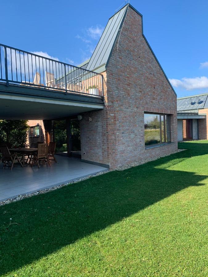 Oeregtoelgy Vendeghaz Villa Szár Екстериор снимка